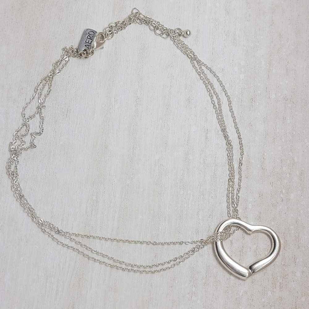Aeropostale Jewelry Aero 1987 Silver Tone heart necklace